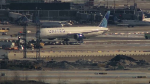 American Airlines plane clips United flight at Chicago’s O’Hare Airport