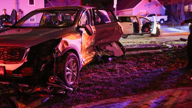 Crash in Chicago’s northwest suburbs leaves 5 people hurt