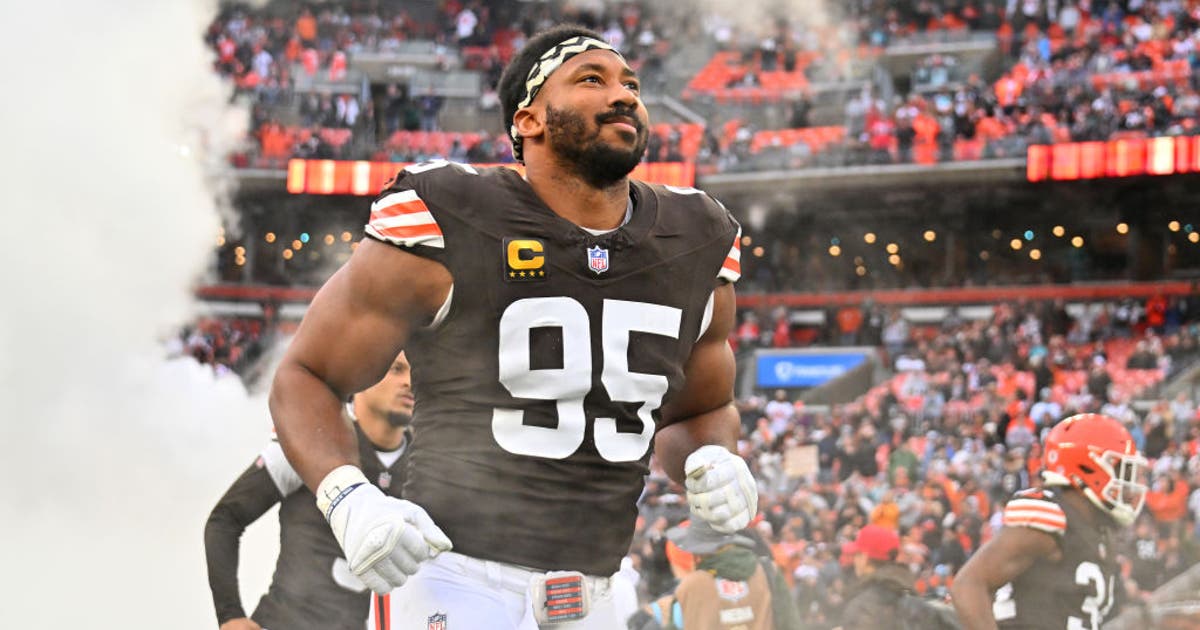 Why the Chicago Bears should — and shouldn't — trade for star defensive end  Myles Garrett | FOX 32 Chicago