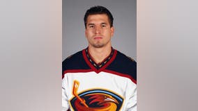 Ex-Chicago Wolves hockey player, youth coach arrested on child pornography charge: court docs