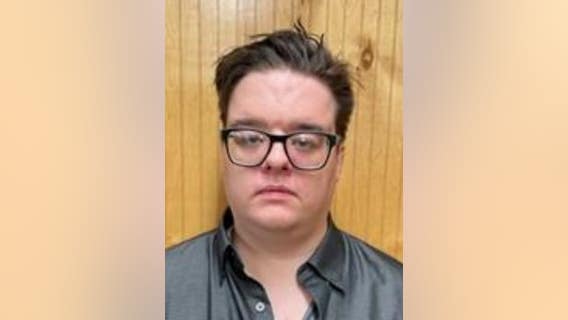 Woodridge man arrested on child pornography charge