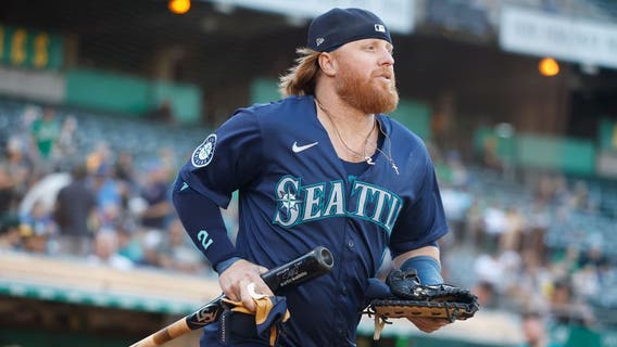 Chicago Cubs to sign Justin Turner after whiffing on Alex Bregman: reports