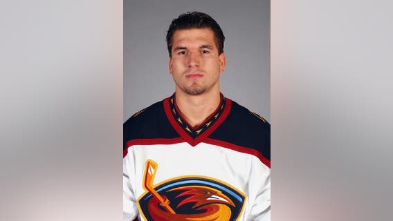 Ex-Chicago Wolves hockey player, youth coach arrested on child pornography charge: court docs