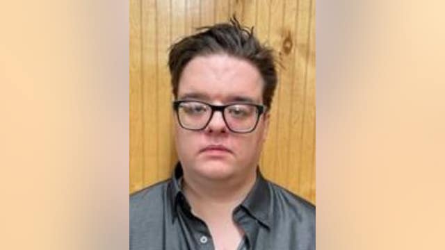 Woodridge man arrested on child pornography charge