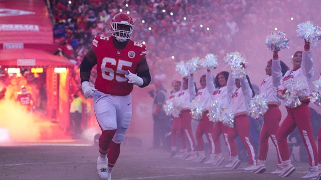 NFL Combine: The Chiefs tag G Trey Smith, what does it mean for the Chicago Bears?