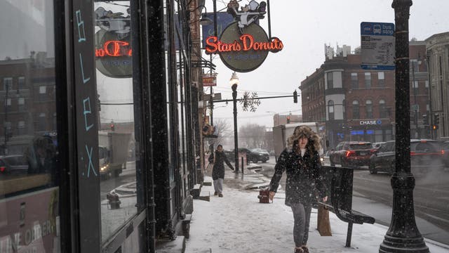 Chicago winter storm: Photos and video capture Wednesday's snowfall