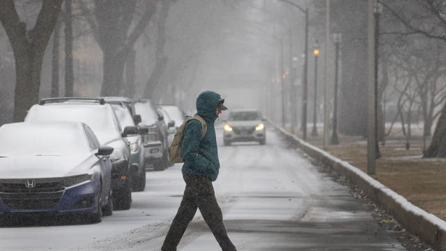 Chicago weather: Another inch of snow possible Saturday afternoon