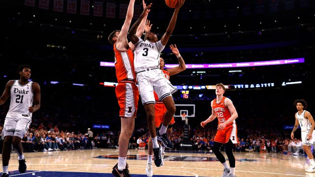 Flagg scores 16 in MSG debut and No. 3 Duke romps to 110-67 blowout of Illinois