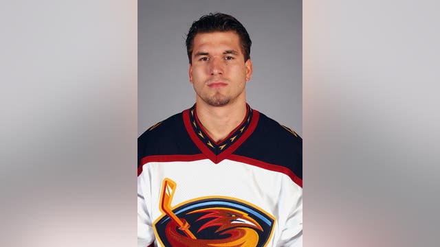 Ex-Chicago Wolves hockey player, youth coach arrested on child pornography charge: court docs