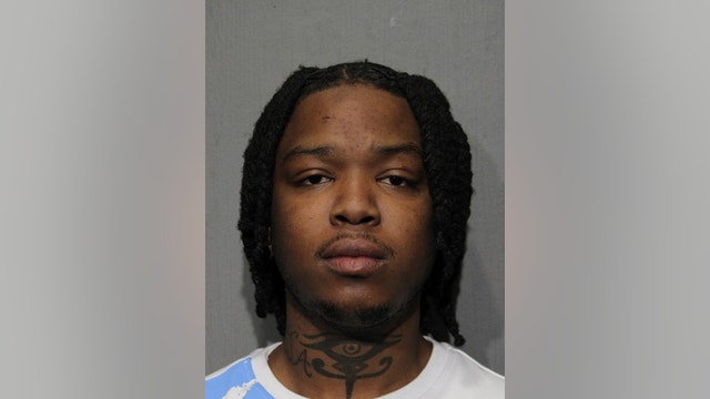 Chicago man charged in South Side armed robbery