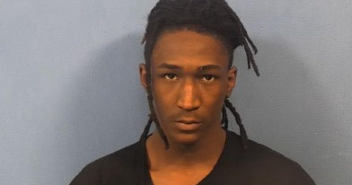 Bond denied for Chicago man charged in suburban armed robbery ...