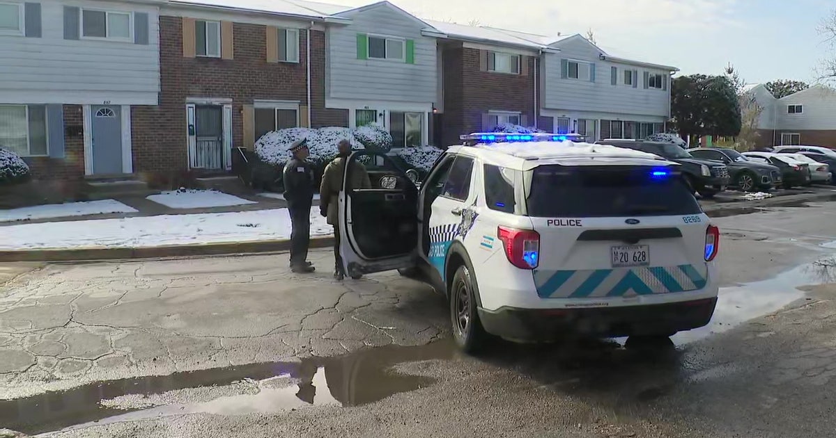 Man fatally shot by Chicago police on city's Far South Side | FOX 32 ...
