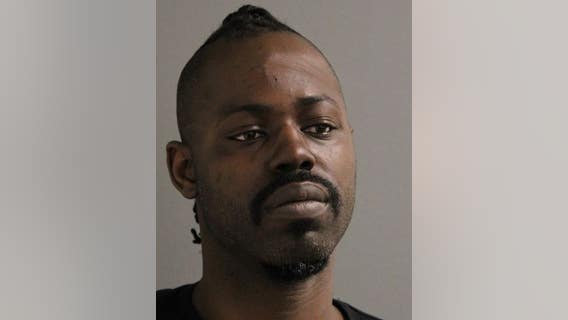Chicago man charged with robbing 67-year-old at gunpoint