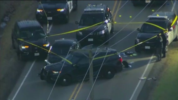 Aurora police fatally shoot armed suspect after chase