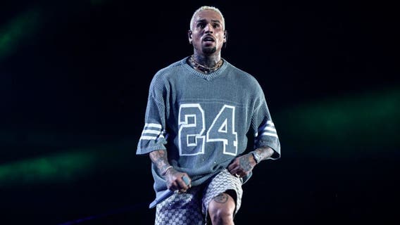 Chris Brown announces Wrigley Field show