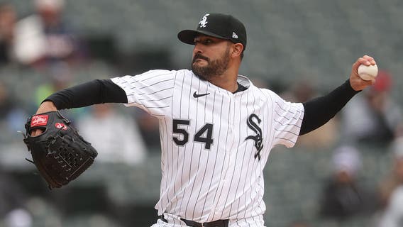 Chicago White Sox pound Twins 9-0, Perez tosses 6 hitless innings in debut