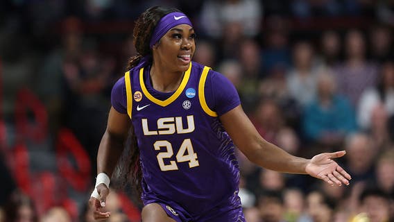 Chicago native Aneesah Morrow concludes LSU career with a bloody nose and gratitude for Kim Mulkey