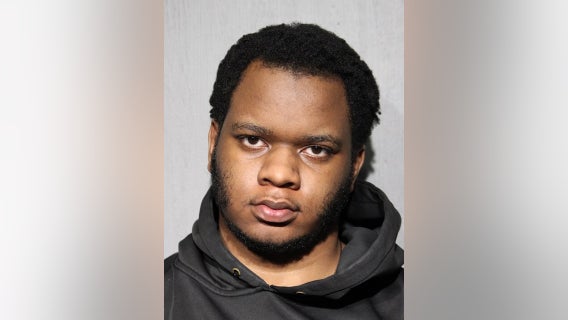 Chicago man charged with attempted murder in Woodlawn shooting
