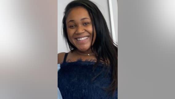 Girl, 17, reported missing from Bronzeville