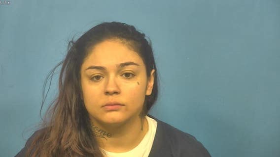 Woman pepper sprayed, ran from Chicago area officers, police say