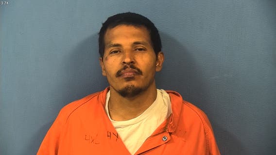 Chicago man denied pre-trial release after 'extremely dangerous' police chase: prosecutors