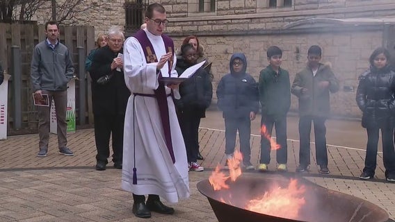 Holy Name Cathedral burns palms, offers prayers for Pope Francis