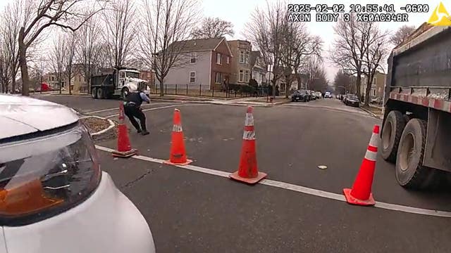 Video of fatal Chicago police shooting of burglary suspect released