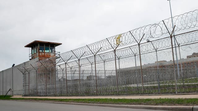 Wrongfully convicted 'Marquette Park 4' member writing memoir after 22 years behind bars