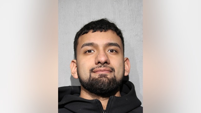 Chicago man charged in shootout at Back of the Yards liquor store