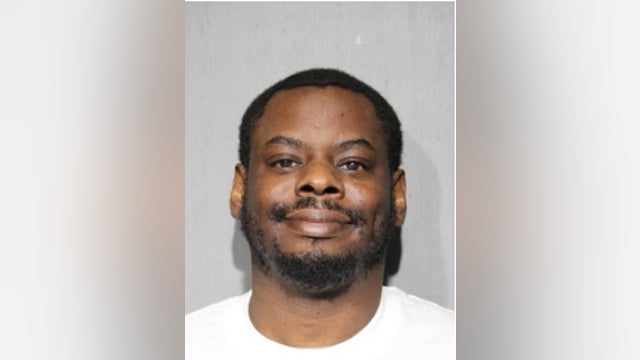 Chicago man charged in deadly stabbings, Amber Alert case