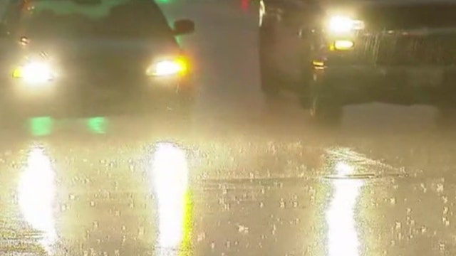 Chicago weather: Warm mid-80s highs persist with spotty weekend showers