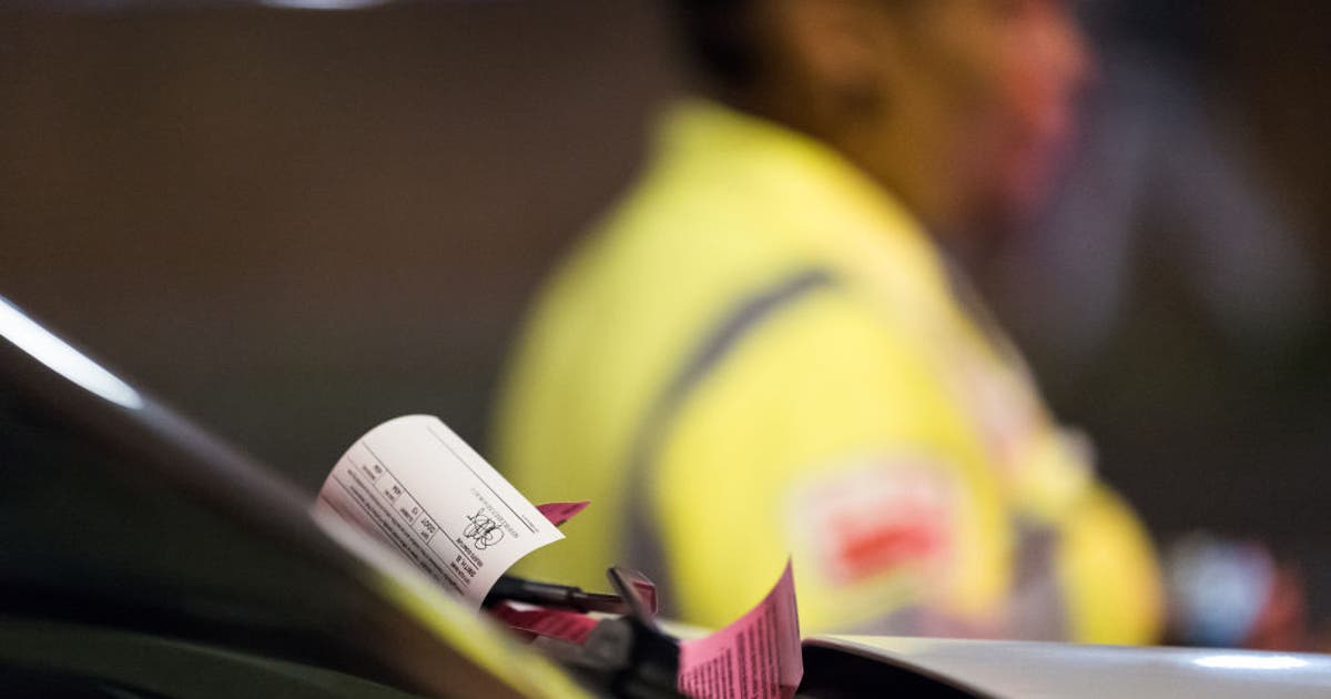 Cook County Circuit Clerk waives late fees for some traffic tickets this week only