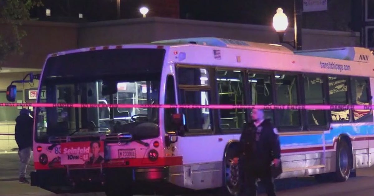 2 shot on CTA bus after argument | FOX 32 Chicago