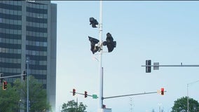 Red-light cameras pulled for good near Oakbrook Center after legal fight
