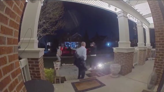 Glenview couple robbed at gunpoint in front of their home, police say