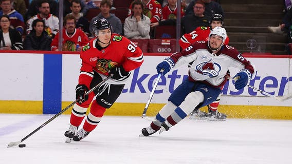 Avalanche rally to force OT and beat Blackhawks 3-2 in SO