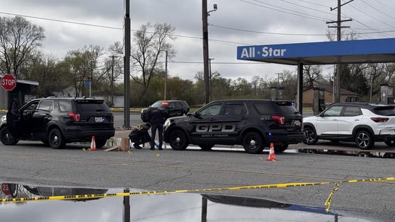 Man shot by Gary police after approaching officers with knives during traffic stop: sheriff
