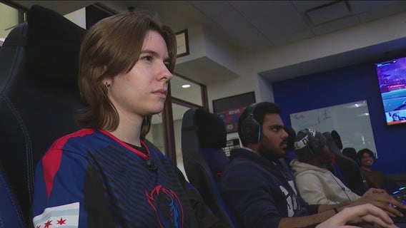 Esports growing in popularity at Illinois high schools and colleges