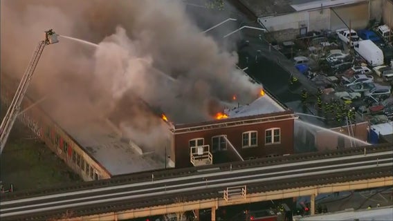 Extra-alarm fire shuts down CTA Green Line trains on Chicago's West Side