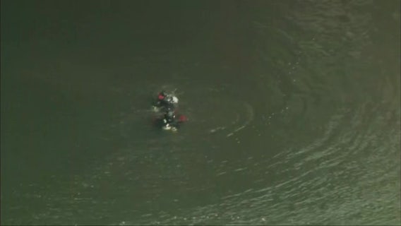 Chicago River search: Divers find person who fell from bridge