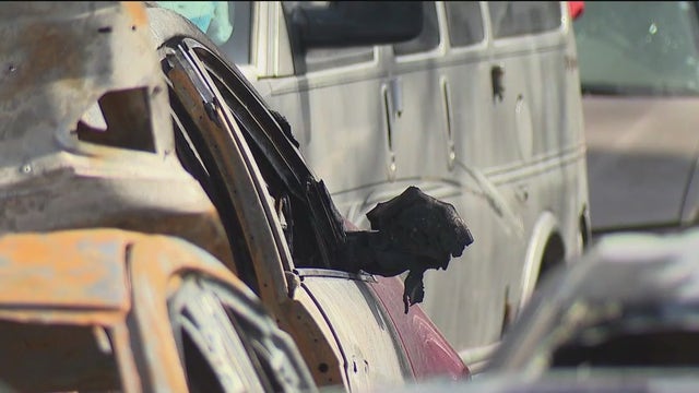 Chicago police investigate possible arson at South Side auto shop