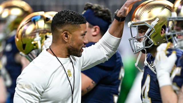 Notre Dame football: Amidst the chaos of college football, the Irish only stress about themselves