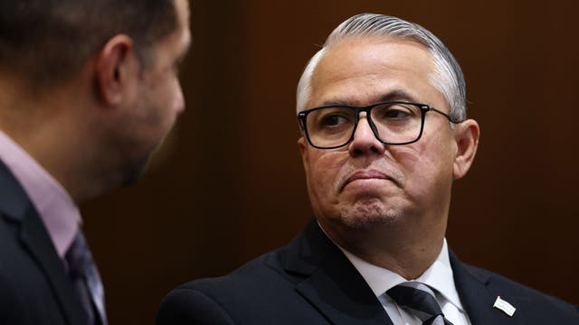 Chicago City Council considers not requiring college degree for city jobs