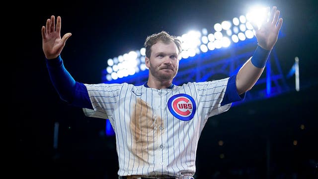 Happ hits game-ending single as Cubs rally past Dodgers 11-10