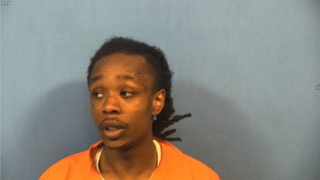 West Chicago man accused of sexually abusing teenage girl held in jail until next court date