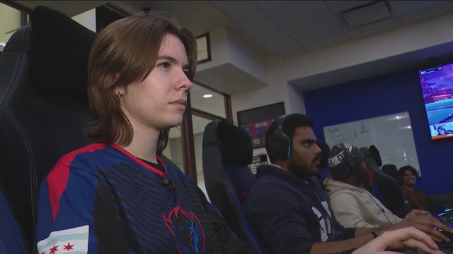 Esports growing in popularity at Illinois high schools and colleges
