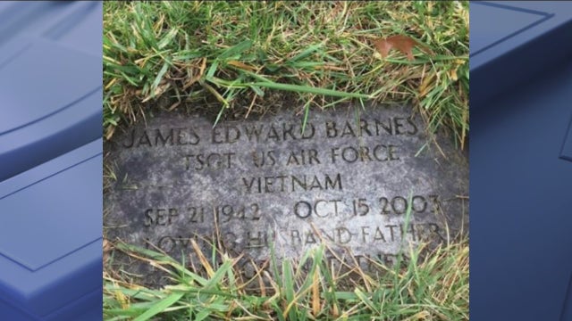 Illinois veteran's family pushes for headstone replacement after cemetery dispute