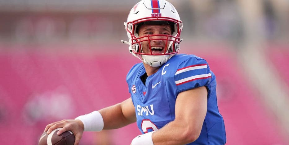 In tight-lipped QB battle, Preston Stone offers more than just production for Northwestern football