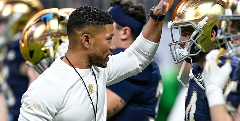 Notre Dame football: Amidst the chaos of college football, the Irish only stress about themselves