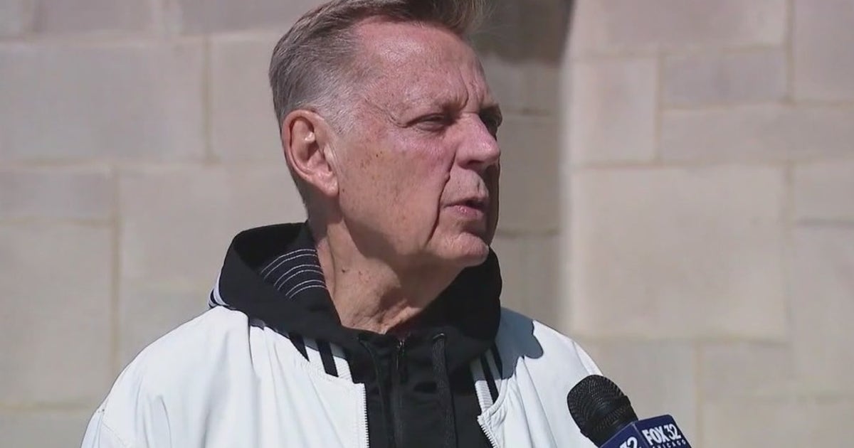 St. Sabina parishioners defend Father Pfleger who is accused of sexually abusing a minor